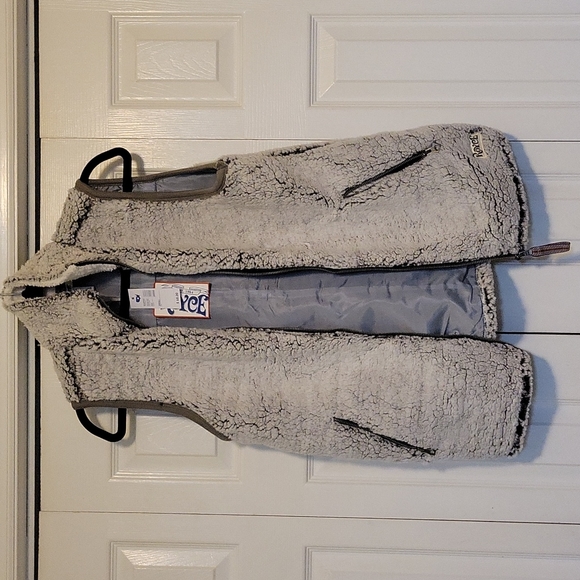 royce Jackets & Blazers - Royce Faux fur long zip up vest